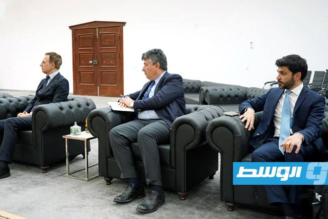 Aguila Saleh discusses the latest political developments and bilateral cooperation with an Italian parliamentary delegation