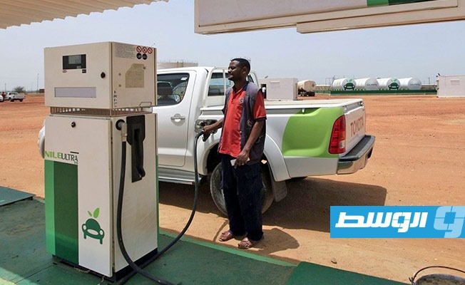 السودان يقرر تخفيض أسعار البنزين والديزل للمستهلكين