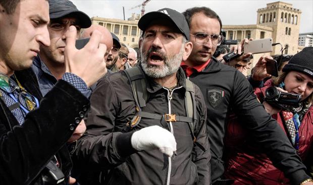 زعيم المعارضة «مستعد» لقيادة أرمينيا غداة استقالة رئيس الحكومة