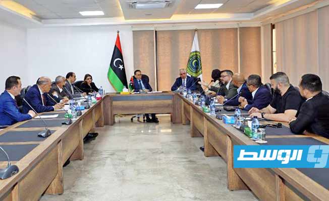 اجتماع الحويج مع رئيس وأعضاء الغرفة التجارية الليبية - الماليزية المشتركة، الأربعاء 13 مايو 2023. (وزارة الاقتصاد والتجارة)