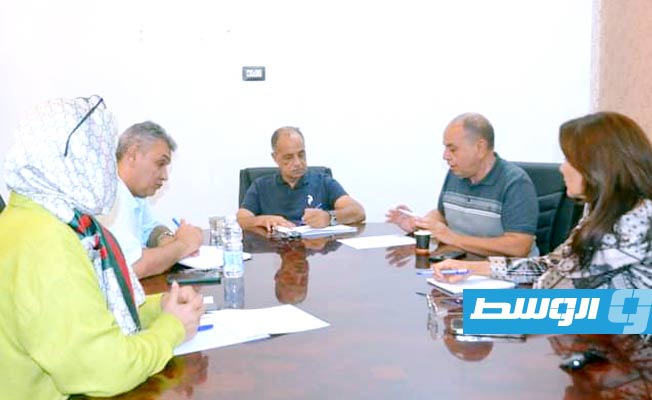 رئيس اللجنة الأولمبية الليبية الزروق يدعو لمواصلة تطوير الدورات الرياضية (صور)