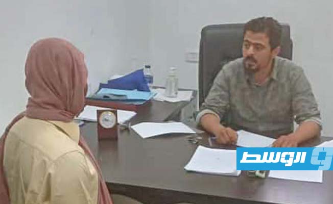 إحدى الفتيات لدى مديرية أمن طرابلس، الأحد 7 مايو 2023 (وزارة الداخلية بحكومة الوحدة الوطنية)