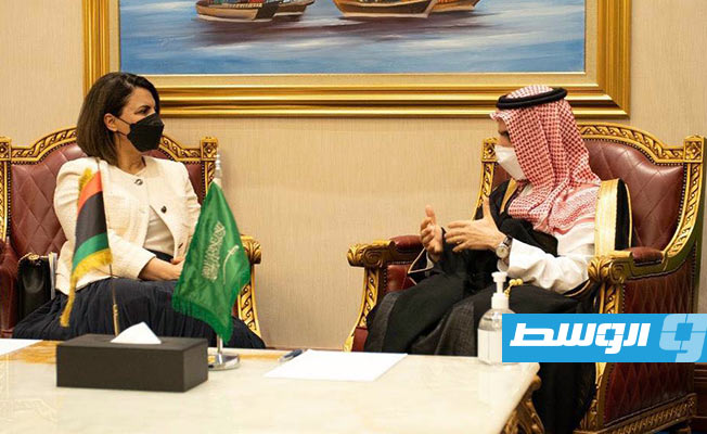 وزير الخارجية السعودي يؤكد دعم المملكة لأي مبادرة وطنية تحقق الأمن والاستقرار في ليبيا