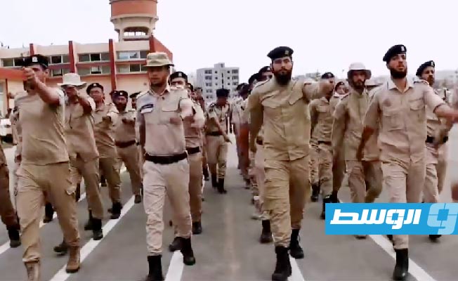 أفراد مديرية أمن طرابلس خلال الاستعداد ليوم الشرطة الثامن والخمسين. (صورة من فيديو: مديرية أمن طرابلس)