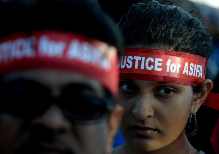 المتهمون باغتصاب طفلة هندية مسلمة وقتلها يدفعون ببراءتهم