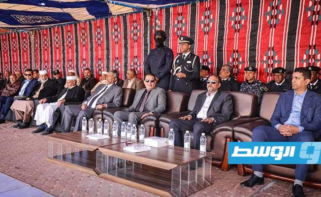 اجتماع أبوزريبة والوفد المرافق له إلى بلدية الجفرة، الأربعاء 28 ديسمبر 2022. (المكتب الإعلامي للحكومة المكلفة من مجلس النواب)