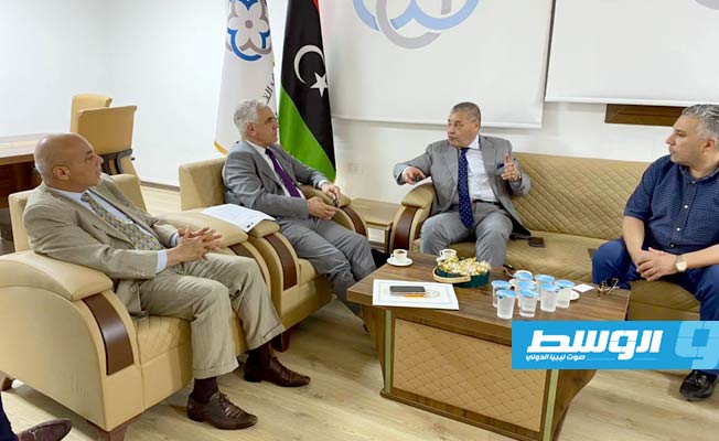 الرعيض والسفير الجزائري يناقشان برنامج وأهداف المنتدى الاقتصادي الليبي - الجزائري