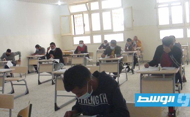 طلاب يؤدون امتحانات الشهادة الثانوية، 2 نوفمبر 2020 (تعليم الوفاق)