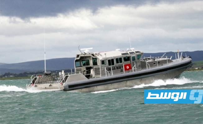 جيش البحر التونسي يمنع وحدة ليبية من احتجاز سفينتي صيد