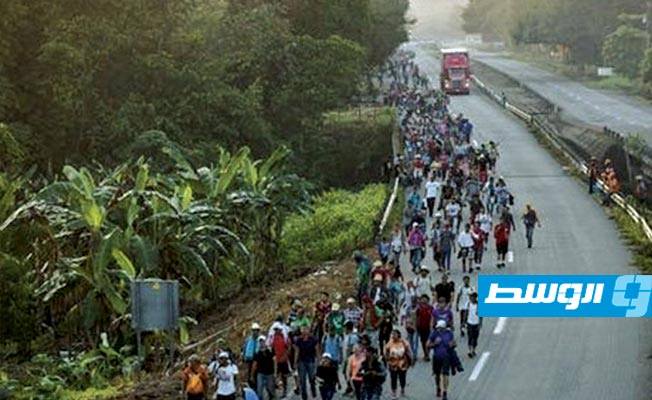 الولايات المتحدة: السلطات الأميركية تسمح بعبور لاجئين الحدود المكسيكية الأميركية