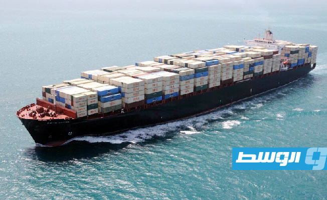 سفينة إيرانية تفرغ شحنتها في ليبيا
