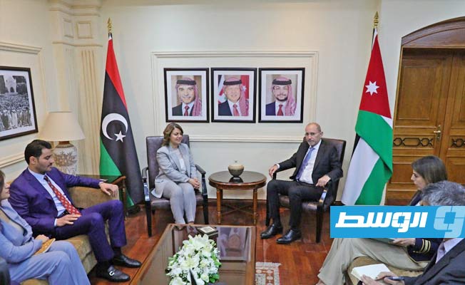 لقاء المنقوش مع وزير الخارجية الأردني أيمن الصفدي في عمان، الأحد 21 مايو 2023. (وزارة الخارجية)