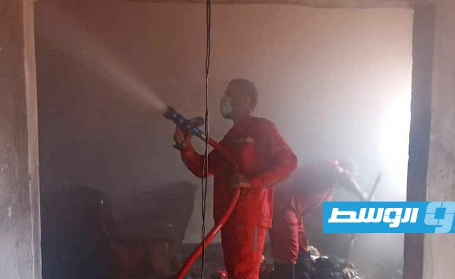 من عمليات إخماد حريق في منزل مواطن بمدينة ككلة، 22 أغسطس 2023. (هيئة السلامة الوطنية)