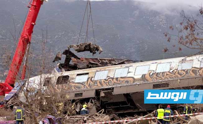 ارتفاع حصيلة ضحايا حادث قطاري اليونان إلى 57 قتيلا
