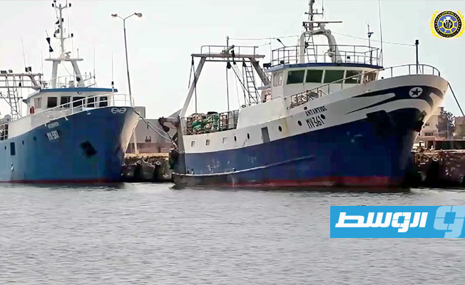 احتجاز قاربي صيد إيطاليين في بنغازي