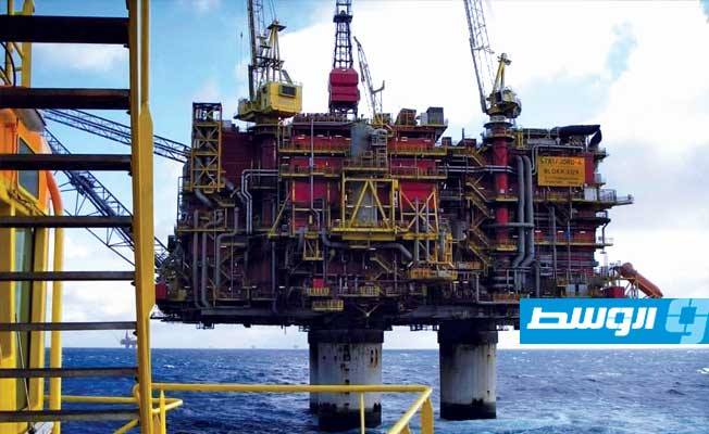 «أويل برايس»: ليبيا تتطلع إلى التوسع النفطي في البحر وسط «قوة قاهرة» على اليابسة