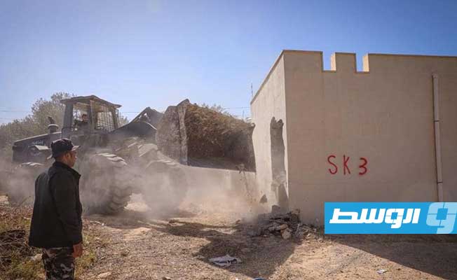 Campaign to demolish buildings illegally constructed on state-owned land begins in Al-Khoms