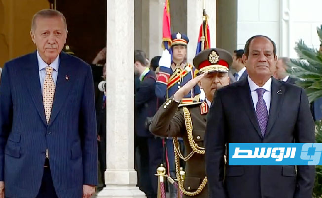 إردوغان يصل القاهرة وقمة مرتقبة مع السيسي