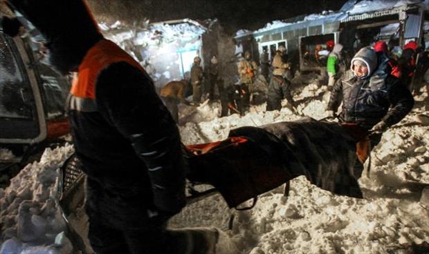 مقتل ثلاثة أشخاص بانهيار ثلجي في مدينة روسية