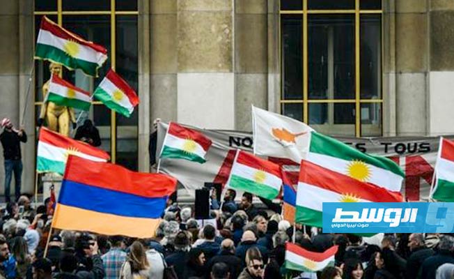 تظاهرة بمشاركة شخصيات سياسية في باريس تنديدا بالهجوم التركي على سورية