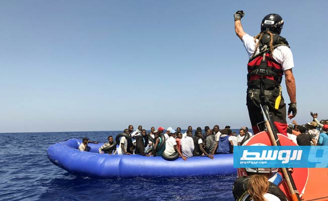 الاتحاد الأوروبي يمدد عملية صوفيا لمكافحة تهريب المهاجرين لكن دون سفن