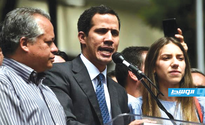 البرلمان الفنزويلي يصادق على إعلان غوايدو نفسه رئيسا انتقاليا