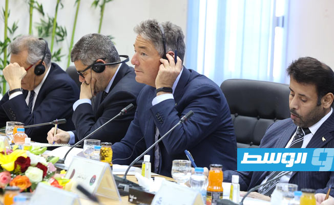 اجتماع المنفي واللافي مع السفراء والمبعوثين المعتمدين لدى ليبيا، الأربعاء 16 مارس 2022. (المجلس الرئاسي)