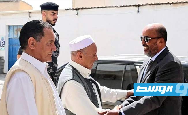 النائب بالمجلس الرئاسي موسى الكوني خلال زيارة إلى مدينة مصراتة (المجلس الرئاسي)