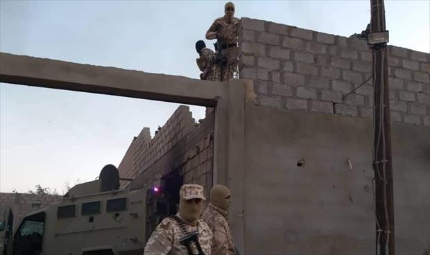 المسماري يعلن مقتل قيادي في تنظيم القاعدة أثناء مداهمة أمنية شمال سبها