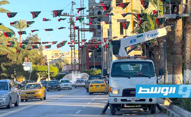 أعلام ليبيا تزين طرابلس، 22 ديسمبر 2023 (شركة الخدمات العامة)