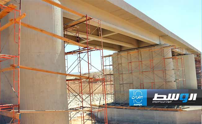 من أعمال صيانة وادي الأثل الرابط بين العزيزية ونالوت، السبت 23 مارس 2024 (وزارة المواصلات)