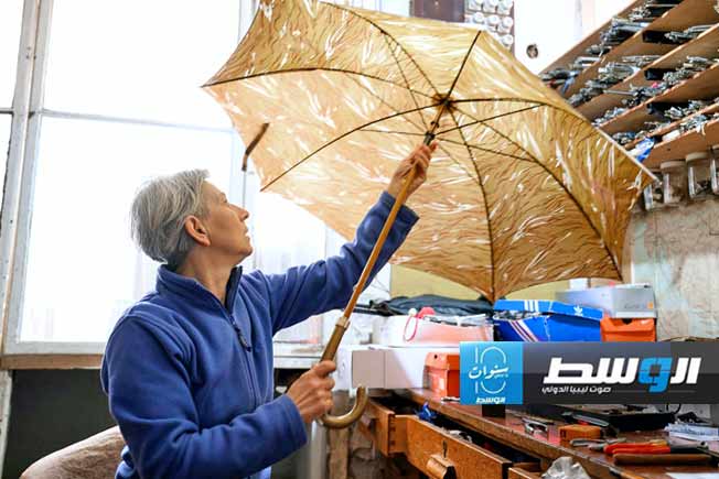 فن تصليح المظلات في ليوبليانا صامد في وجه رياح الزمن