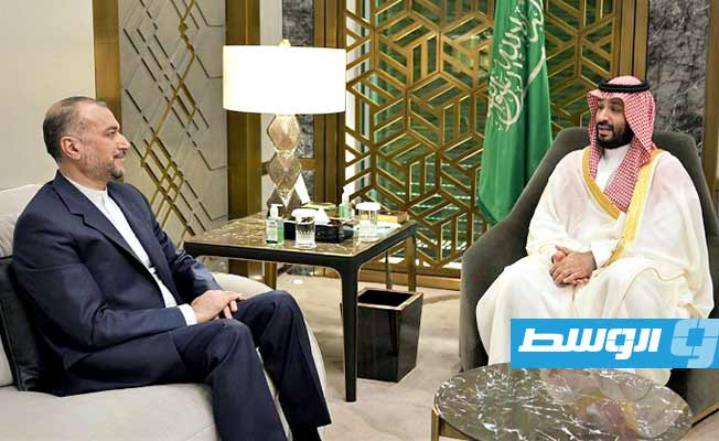 وزير الخارجية الإيراني يؤكد إجراء «حوار صريح وشفاف» مع ولي العهد السعودي