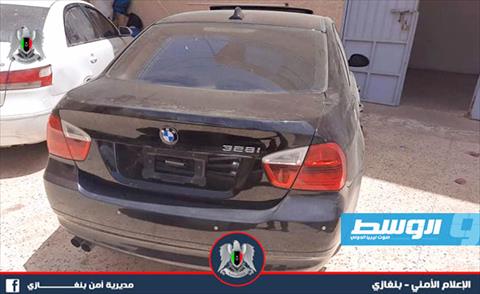 «أمن بنغازي» يضبط شخصا بحوزته سيارة مسروقة من طرابلس