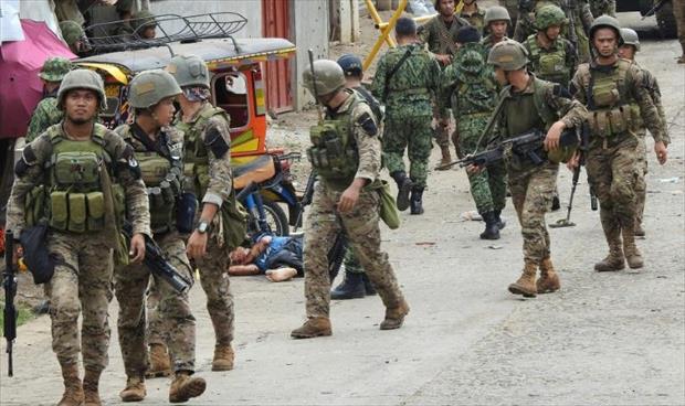 الجيش الفلبيني يرجح فرضية التفجير الانتحاري في اعتداء استهدف قاعدة عسكرية