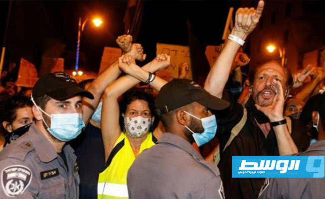 آلاف المتظاهرين في القدس يطالبون برحيل نتانياهو: «وزير الجريمة»