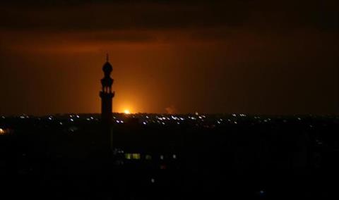 «حماس» تحذر «إسرائيل» بعد غارات على غزة