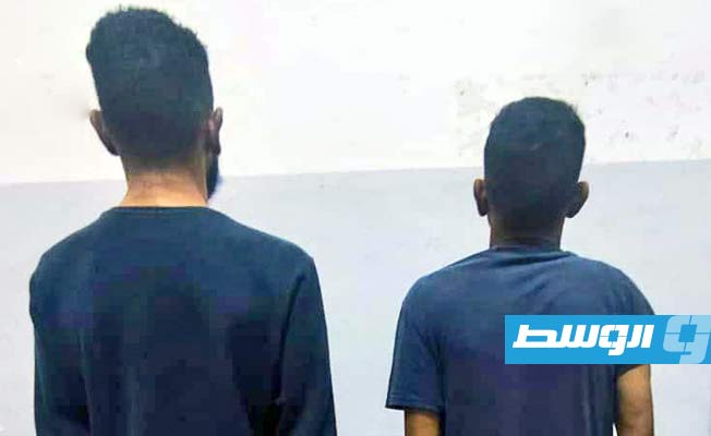 ضبط فردين في تشكيل عصابي امتهن سرقة المنازل في بنغازي