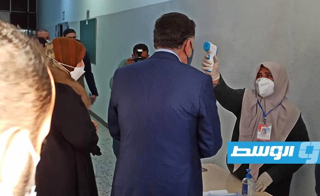 فائز السراج يدلي بصوته في انتخابات بلدية طرابلس المركز، 6 فبراير 2021. (اللجنة المركزية لانتخابات المجالس المحلية)