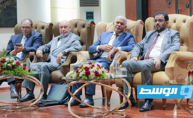 حماد يشهد أداء اليمين القانونية لأعضاء المجلس البلدي المنتخبين بالبيضاء