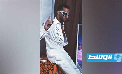 أحجار قميص محمد رمضان اللامعة تثير جدلا بين رواد مواقع التواصل الاجتماعي (أرشيفية: الإنترنت)