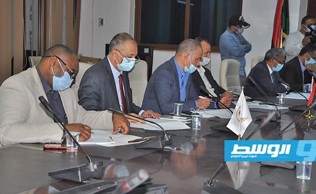 الاجتماع الأول للجنة الدائمة لتنظيم العمالة الوافدة. الاثنين 16 نوفمبر 2020. (وزارة الداخلية)