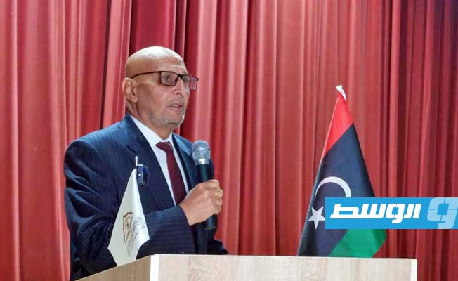 عبدالفتاح الفاضلي ممثلا عن ديوان رئاسة الوزراء. (بوابة الوسط)