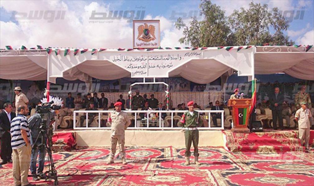 بالصور: عقيلة والناظوري يشهدان عرضًا عسكريًا في الكلية العسكرية بطبرق