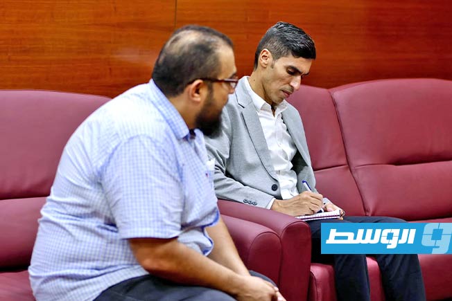 من لقاء وزير الصحة المكلف بحكومة «الوحدة الوطنية الموقتة» محمد الغو مع ممثل البنك الدولي في ليبيا هنري فريدريك.، الثلاثاء 30 سبتمبر 2025 (صفحة وزارة الصحة على فيسبوك)