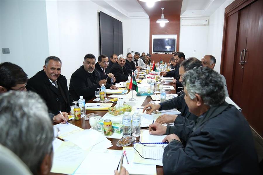 البرعصي يجتمع بمديري فروع ديوان المحاسبة في البيضاء‎