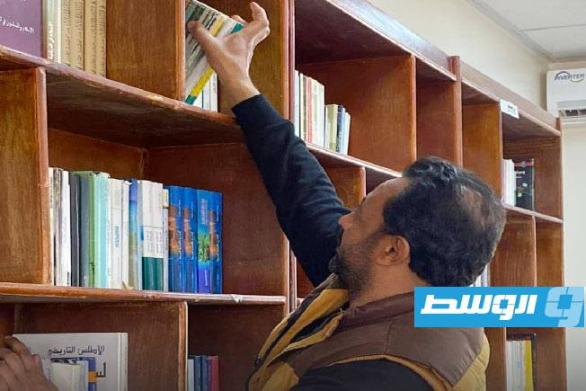 مكتبة يونسكو بسبها تشهد عملية إعادة تنظيم شاملة لجرد الكتب والمخطوطات. (وال)