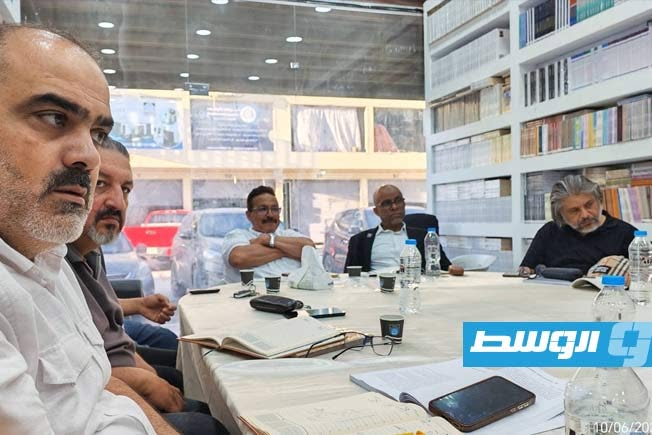 مناقشة كتاب «القراءات التراثية المعاصرة وإشكاليات المنهج» لخالد الزغيبي فى بنغازي (فيسبوك)