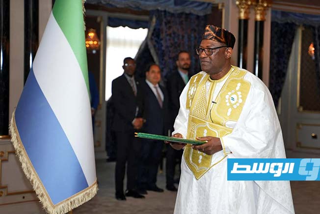 من اعتماد أوراق سفير سيراليون لدى ليبيا صادق سيلا، أول فبراير 2025 (المجلس الرئاسي)