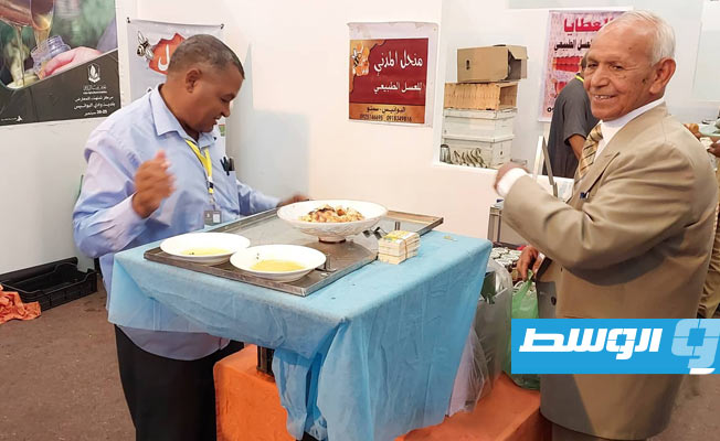 منتجات زراعية في معرض ليبيا الزراعي في تمنهت، 26 سبتمبر 2022. (بوابة الوسط: تصوير: رمضان كرنفوده)